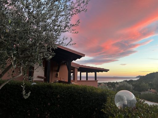 Tramonto dal giardino